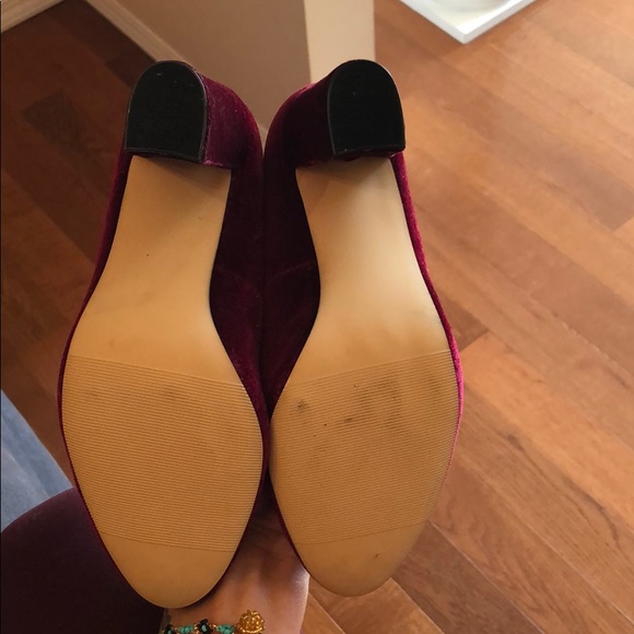 Madden Girl Velvet Heels 7.5 - Picture 4 of 4